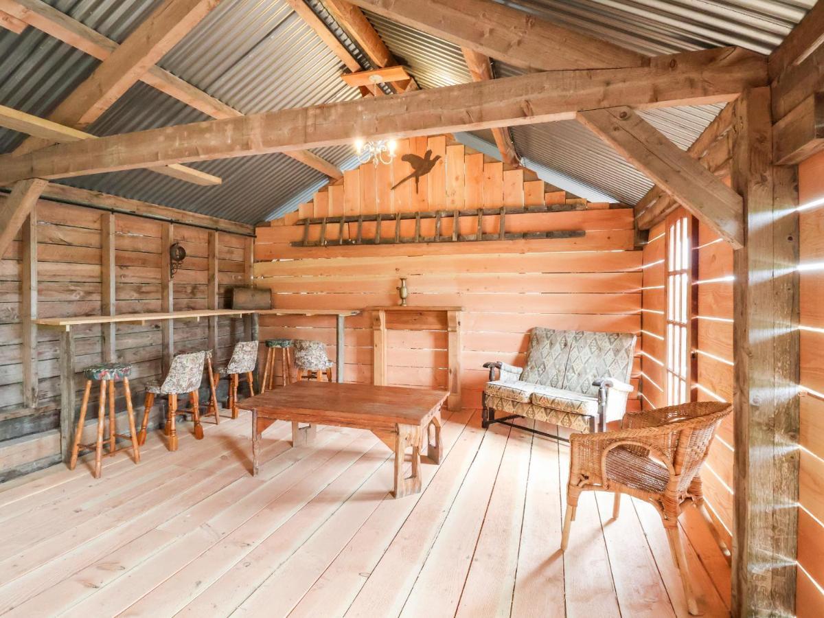 Y Caban Villa Llangollen Ngoại thất bức ảnh