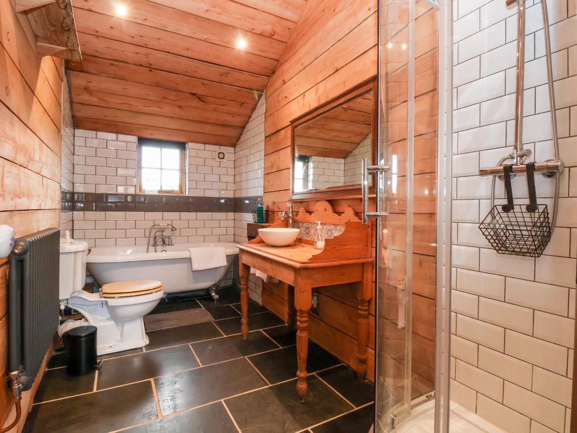 Y Caban Villa Llangollen Ngoại thất bức ảnh